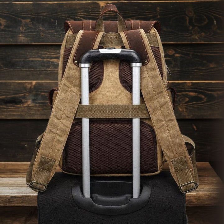 Noah™ - Premium Bag with Handmade Details