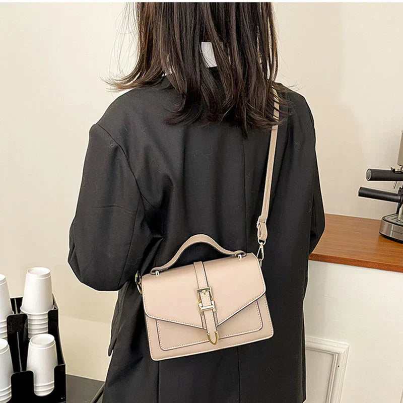 Zoe™ - Classic Shoulder Bag With Handmade Details