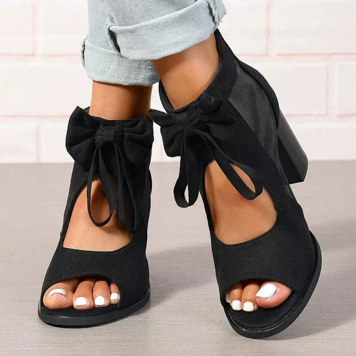 Lunette Bow Heels